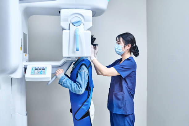 Best Same-Day Emergency Dental Services in Bannockburn, IL